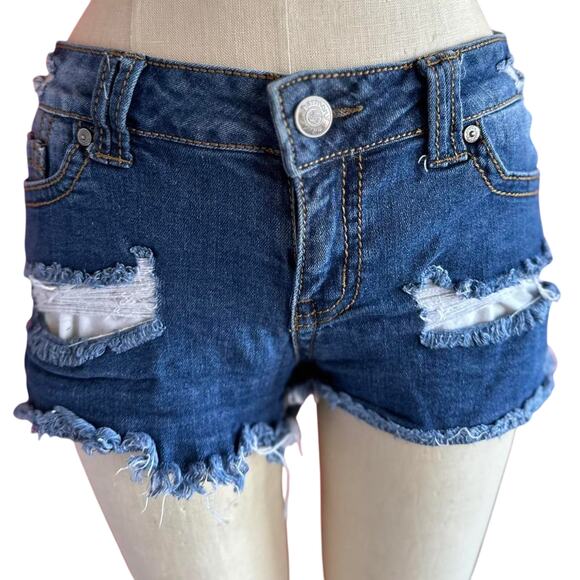 Womens Shorts Size 9 Denim Distressed Western Rodeo Summertime Beach Boho Travel - Picture 2 of 8